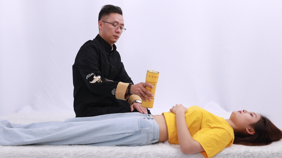 覺得自己太容易上火，其實是體內(nèi)太寒了！艾灸去寒祛濕嗎！